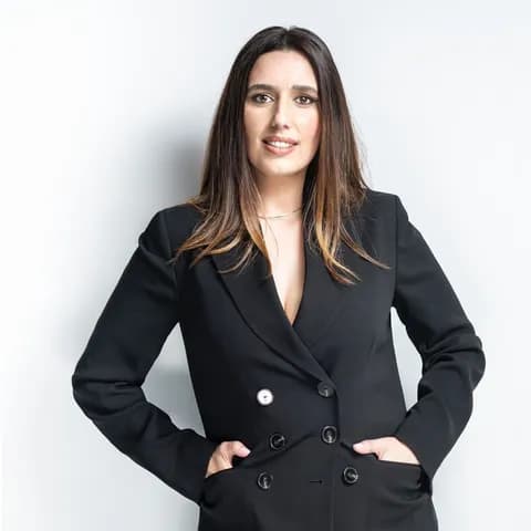 Isaura Costa de Andrade, headshot