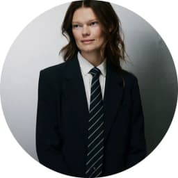 Kelly Mittendorf, headshot